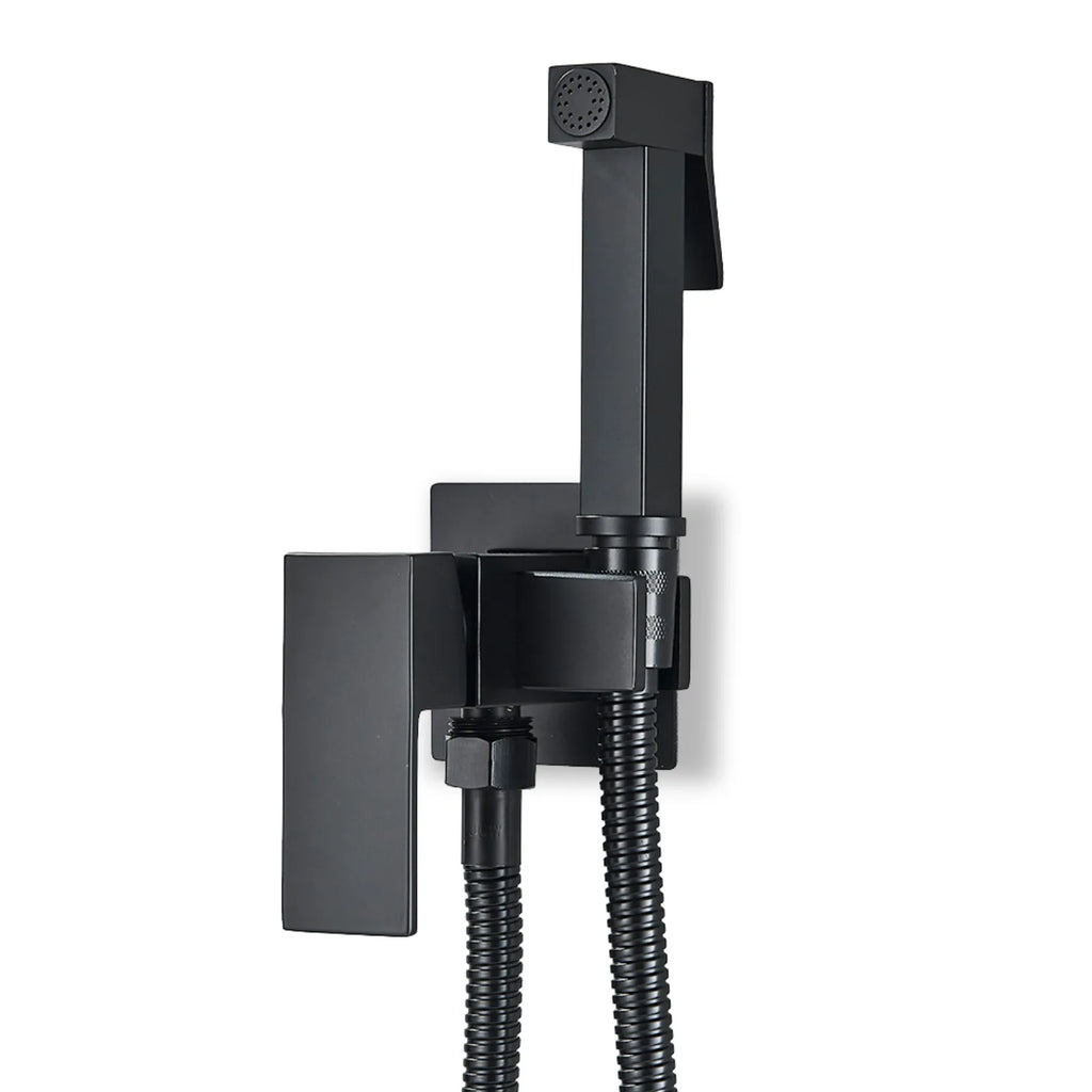 Douchette WC Mitigeur Eau Chaude et Froide, Murale en noir mat, sur fond blanc